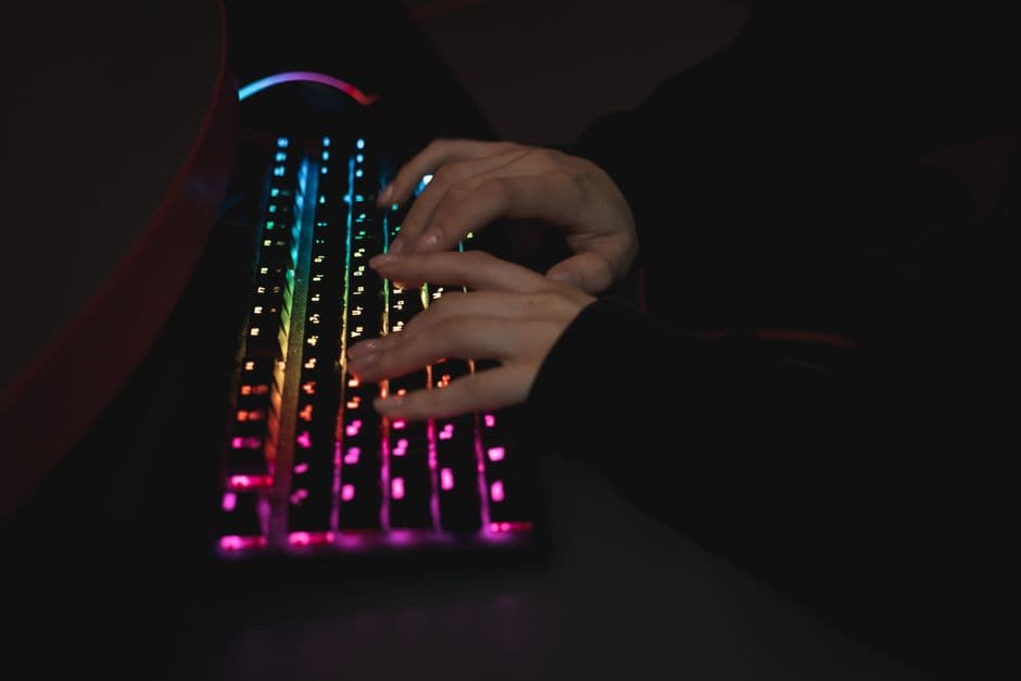 کیبورد مکانیکال گیمینگ RGB